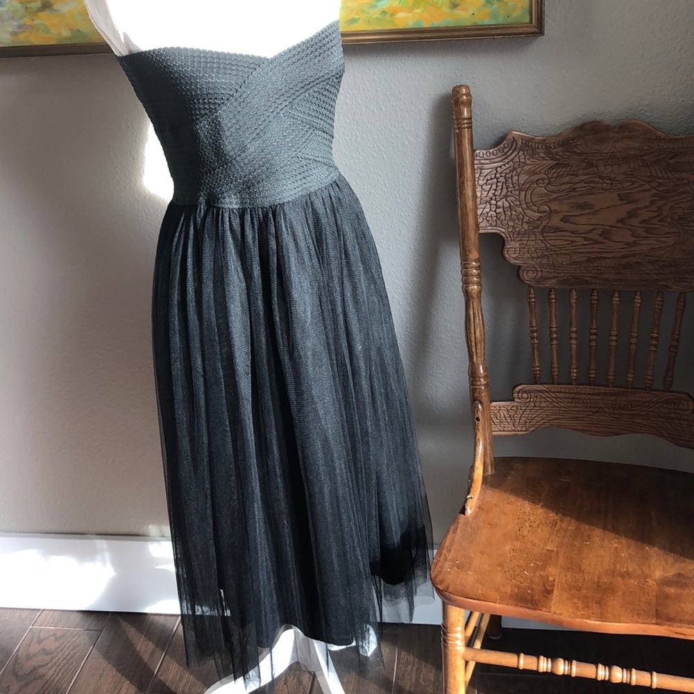 Bodycon and chiffon strapless mini